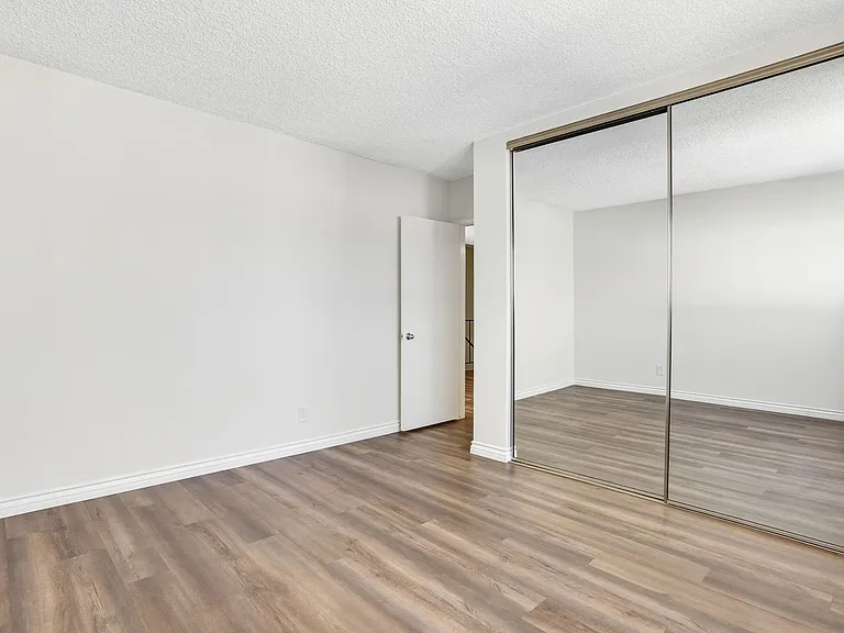 Casa Grande Apartments — Photo 11