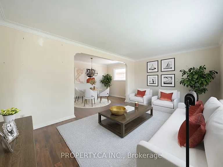 1592 Pharmacy Ave — Photo 4