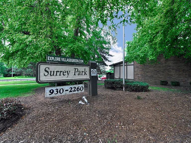 Surrey Park Apartments — Photo 33