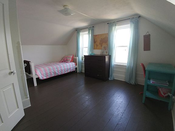 2nd image of 2414 County Road B