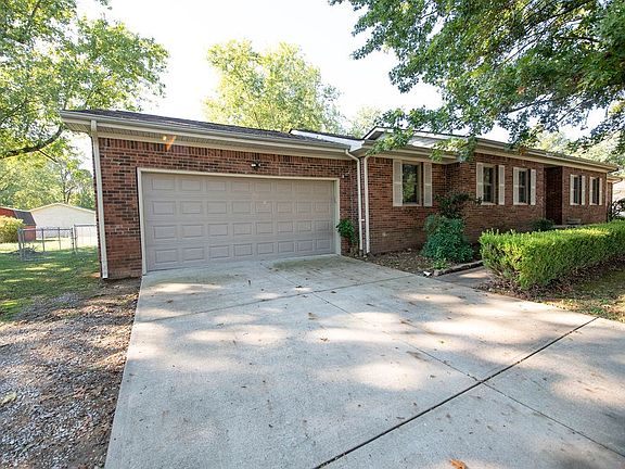 2nd image of 675 Clearview Dr