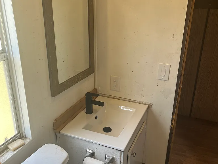 828 Partridge Bend Rd — Photo 9