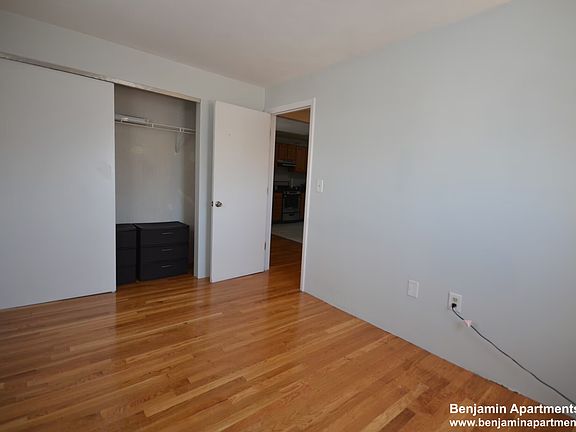 5th image of 385 Dorchester St APT C8