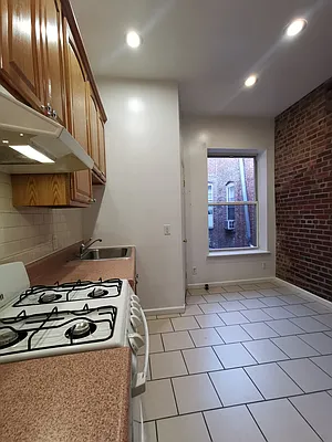 Rented by Homefront Management E29, Inc. | media 18