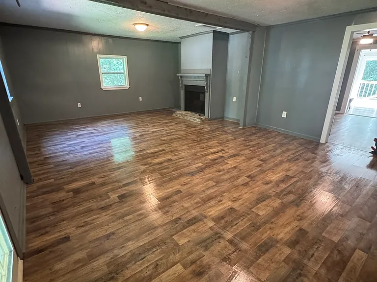 6711 Lee Road 279 — Photo 1