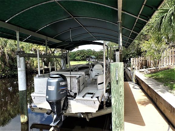 5th image of 28451 Sabal Palm Dr
