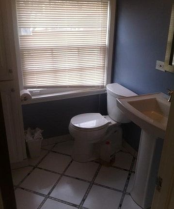 4th image of 1817 Portsmouth Ave