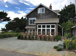 25 Portland Ave, Manzanita, OR 97130