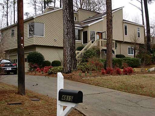 2nd image of 4815 Woodspring Dr NE