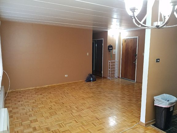 4th image of 6161 N Hoyne Ave APT 210