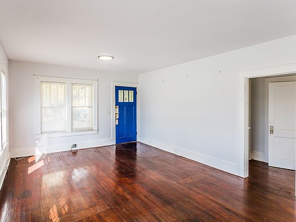 3rd image of 1268 Kennard St