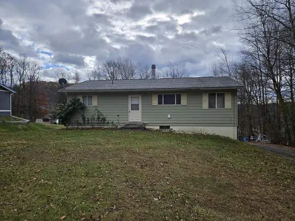 639 E Joseph Rd, Saint Marys, PA 15857