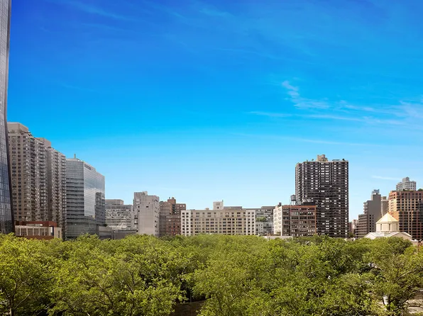 330 East 38th Street image 2 of 26