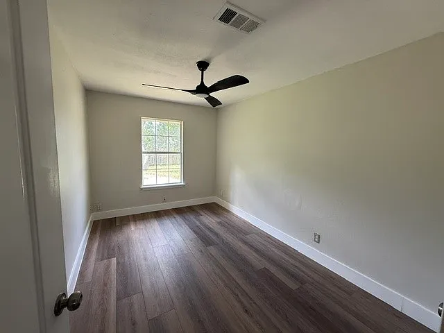 1005 Grant Pl — Photo 5