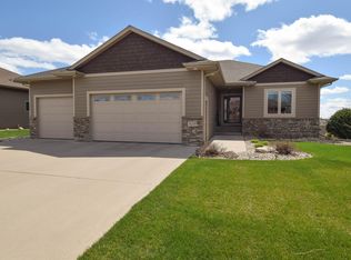 4729 E 53rd St, Sioux Falls, SD 57110