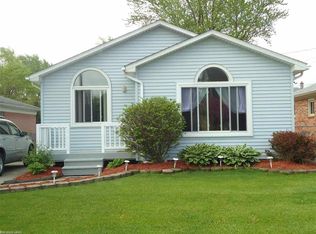 22500 Milner Saint, Saint Clair Shores, MI