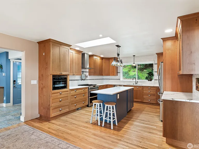 1107 Puesta Del Sol Ave #A — Photo 18