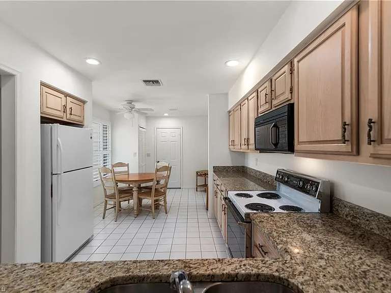 6658 Trident Way #J-4 — Photo 10