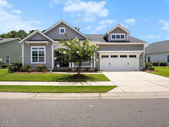 2nd image of 5717 Brown Pelican Lane