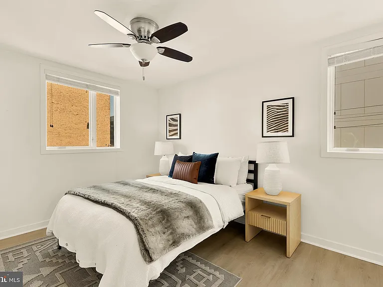 1423 Newton St NW #204 — Photo 15