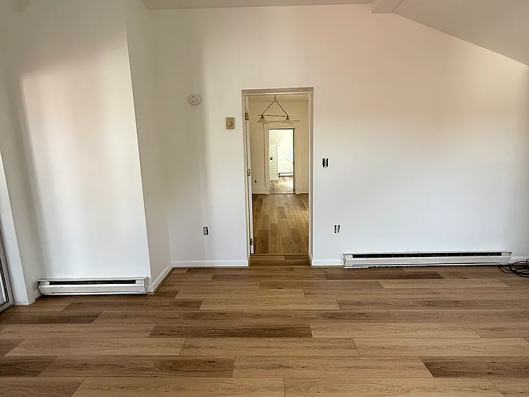 7 Law St — Photo 13