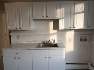 168-170 Oak St #3S, New Britain, CT 06051