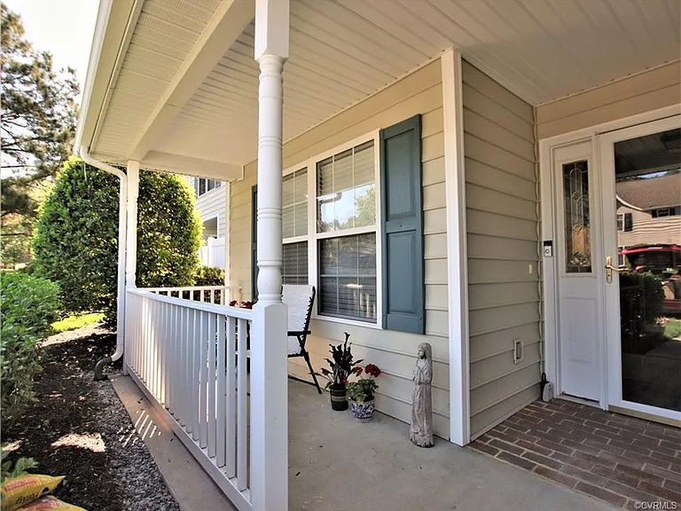 4706 Twin Hickory Lake Dr — Photo 34