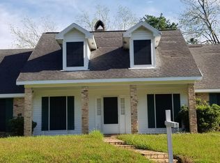 215 Sandalwood Dr, Lafayette, LA 70507