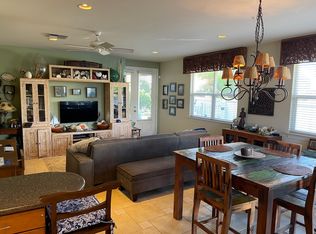 14 Kuinehe Pl, Makawao, HI 96768