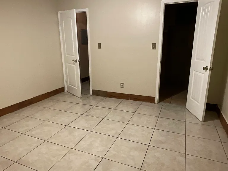 Main BR with large walk in closet