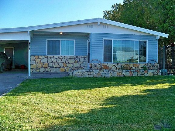 Front of home w/ new windows