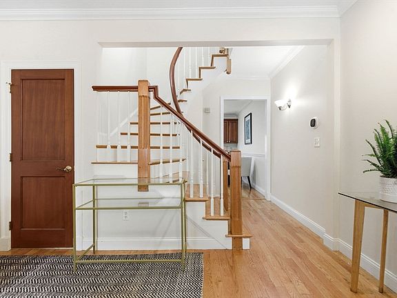 4th image of 59 Telegraph St #59