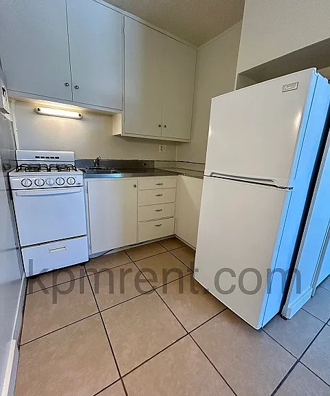 611 2nd St NW — Photo 5