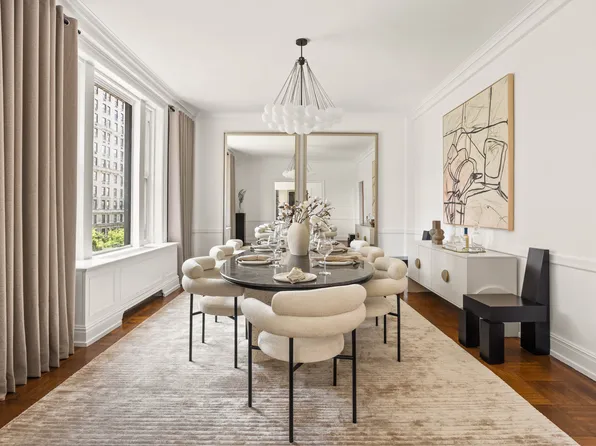 565 Park Avenue image 3 of 9