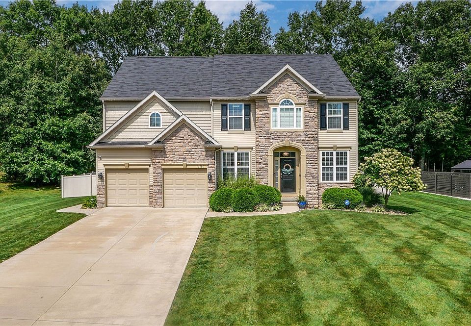1st image of 2160 Hunting Valley Ln