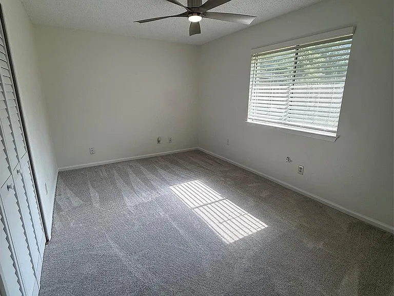 262 Coppersmith Dr — Photo 15