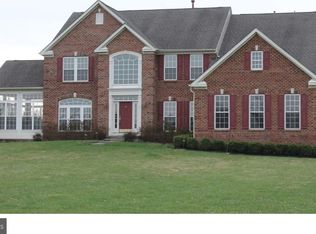 7 Applewood Ct, Hainesport, NJ 08036