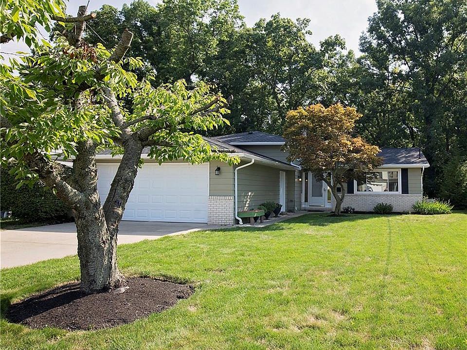 1st image of 176 Woodridge Dr