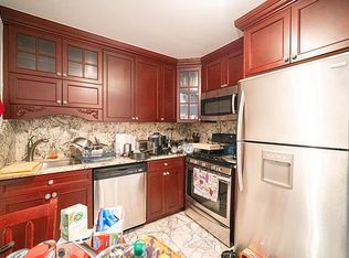 20-52 36th St #4, Astoria, NY 11105