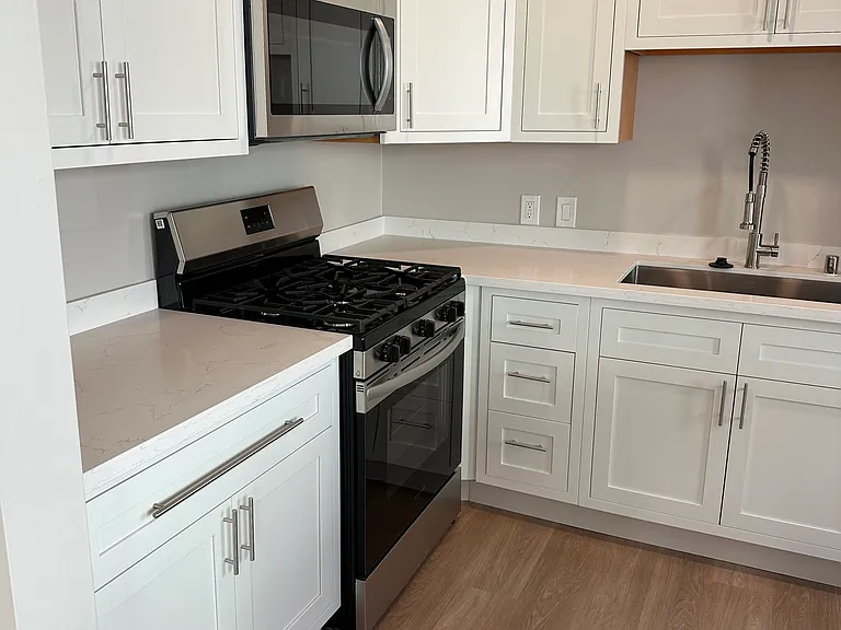 601 California Ave #106 — Photo 9