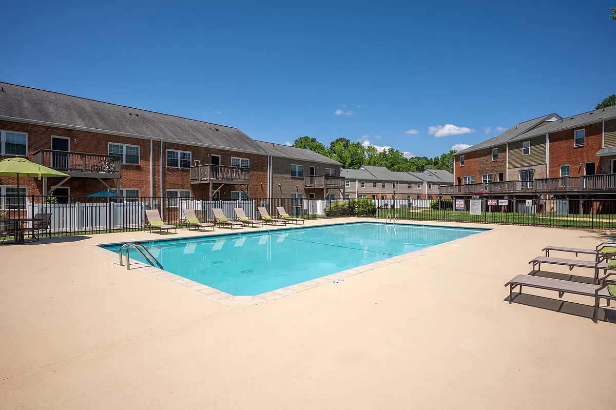 Building Photo - Vetra Forest Hills - Lexington Street