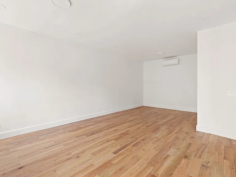 235 Lafayette St #3 — Photo 4