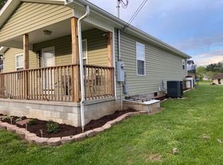 318 Garrett St, Ferguson, KY 42533