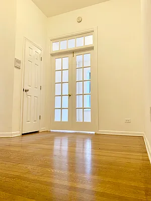Rented by Living New York | media 12