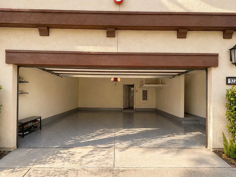 922 Slate St — Photo 22