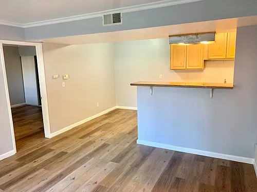 1163 Lakeview Cir Photo 1
