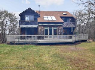 120 Land N Sea Dr, South Kingstown, RI 02879