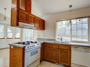 1725 SW Nienhuis St, Oak Harbor, WA 98277