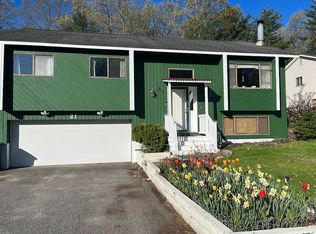 21 Westgate Xing, Nashua, NH 03062