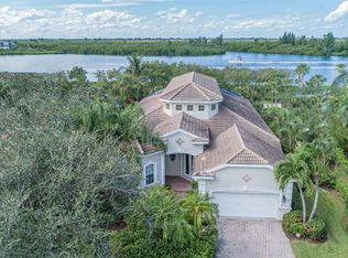 1289 W Island Club Sq, Vero Beach, FL 32963